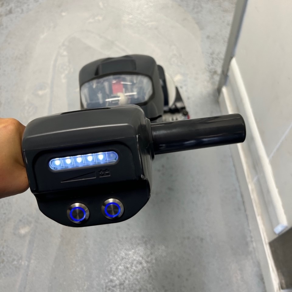 Panneau de bord de la Numatic d244 NX