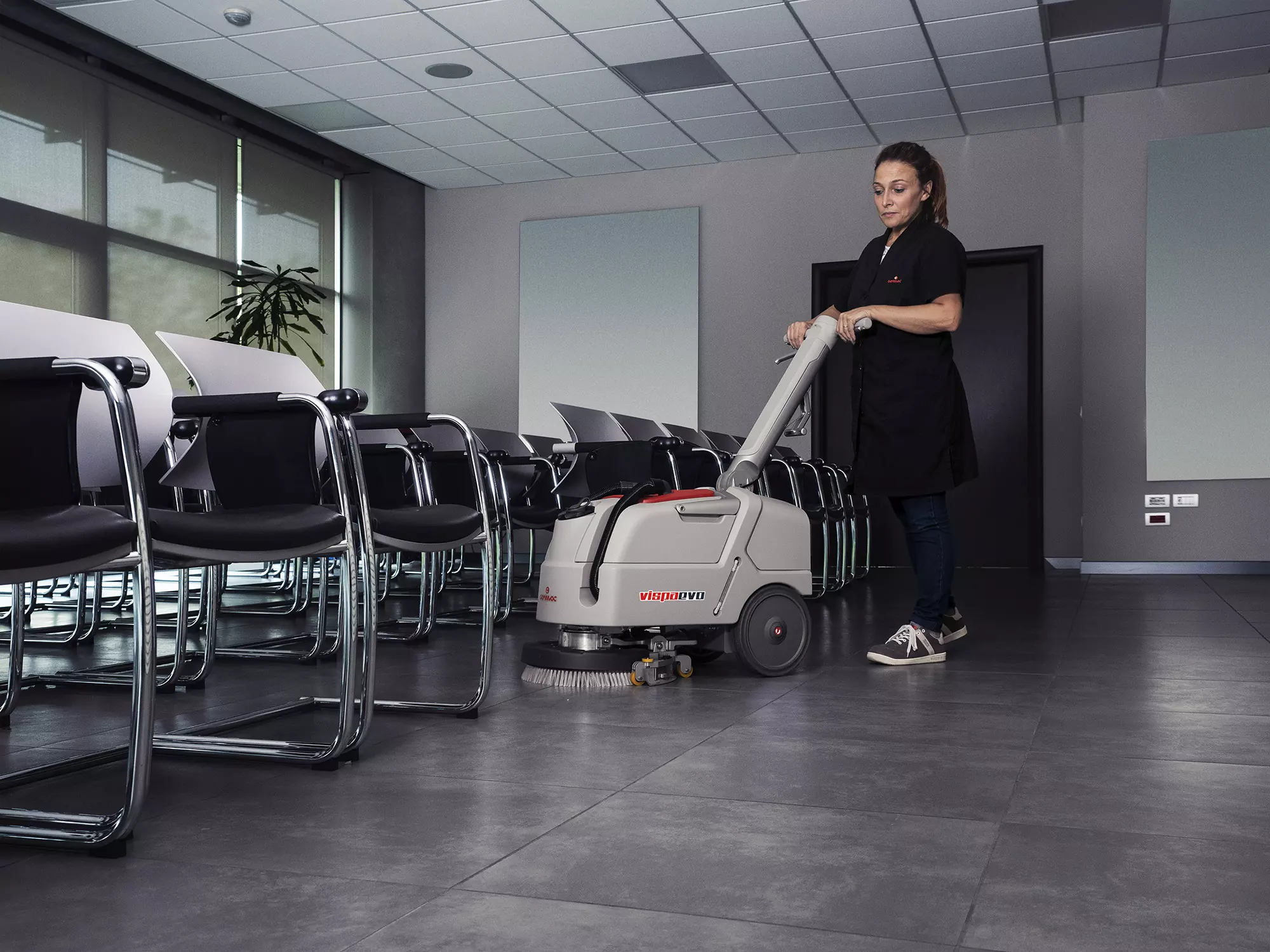 Autolaveuse accompagnée Comac VISPA EVO – Image 4