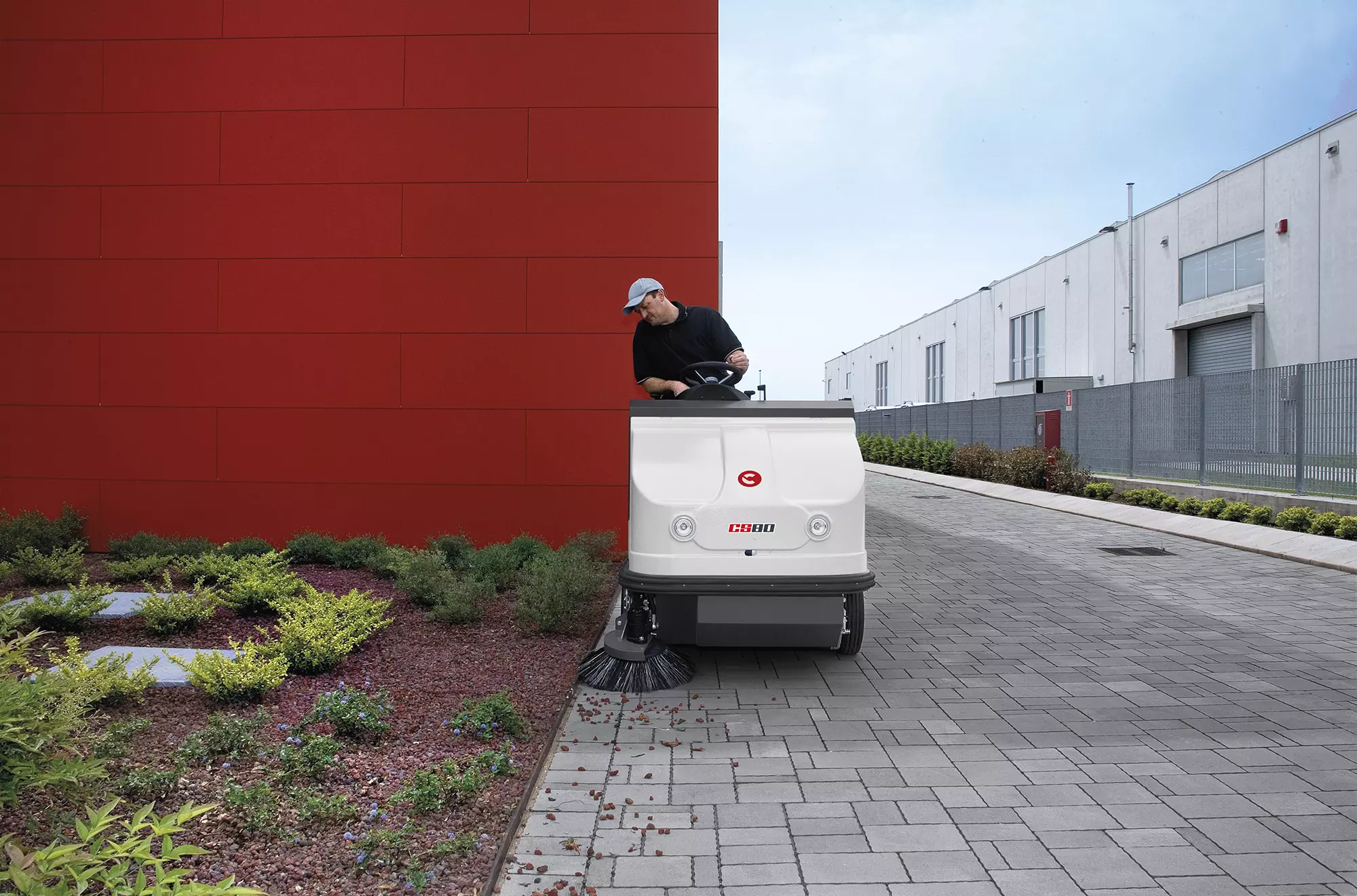 Balayeuse autoportée Comac CS80-90-110 – Image 4