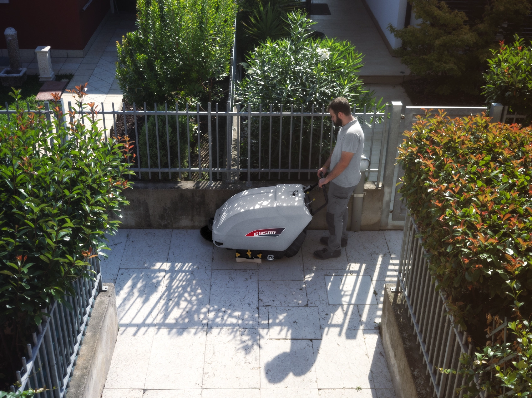 Balayeuse accompagnée Comac CS500 – Image 4