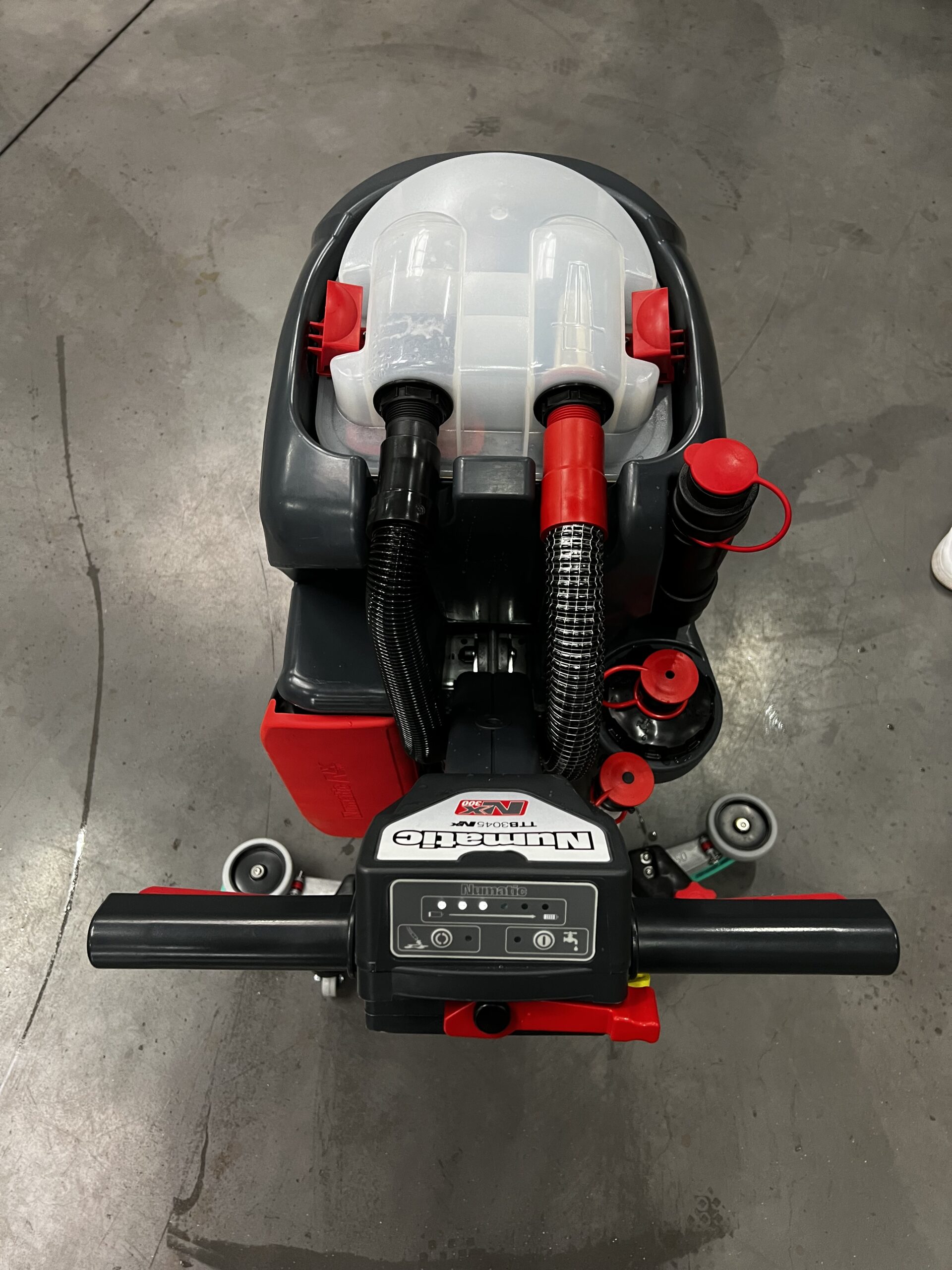 Autolaveuse accompagnée Numatic TTB 3045 NX